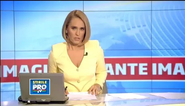 IMAGINI SOCANTE: O eleva orfana, umilita si batuta de o colega in scoala. Ambele au fost sanctionate