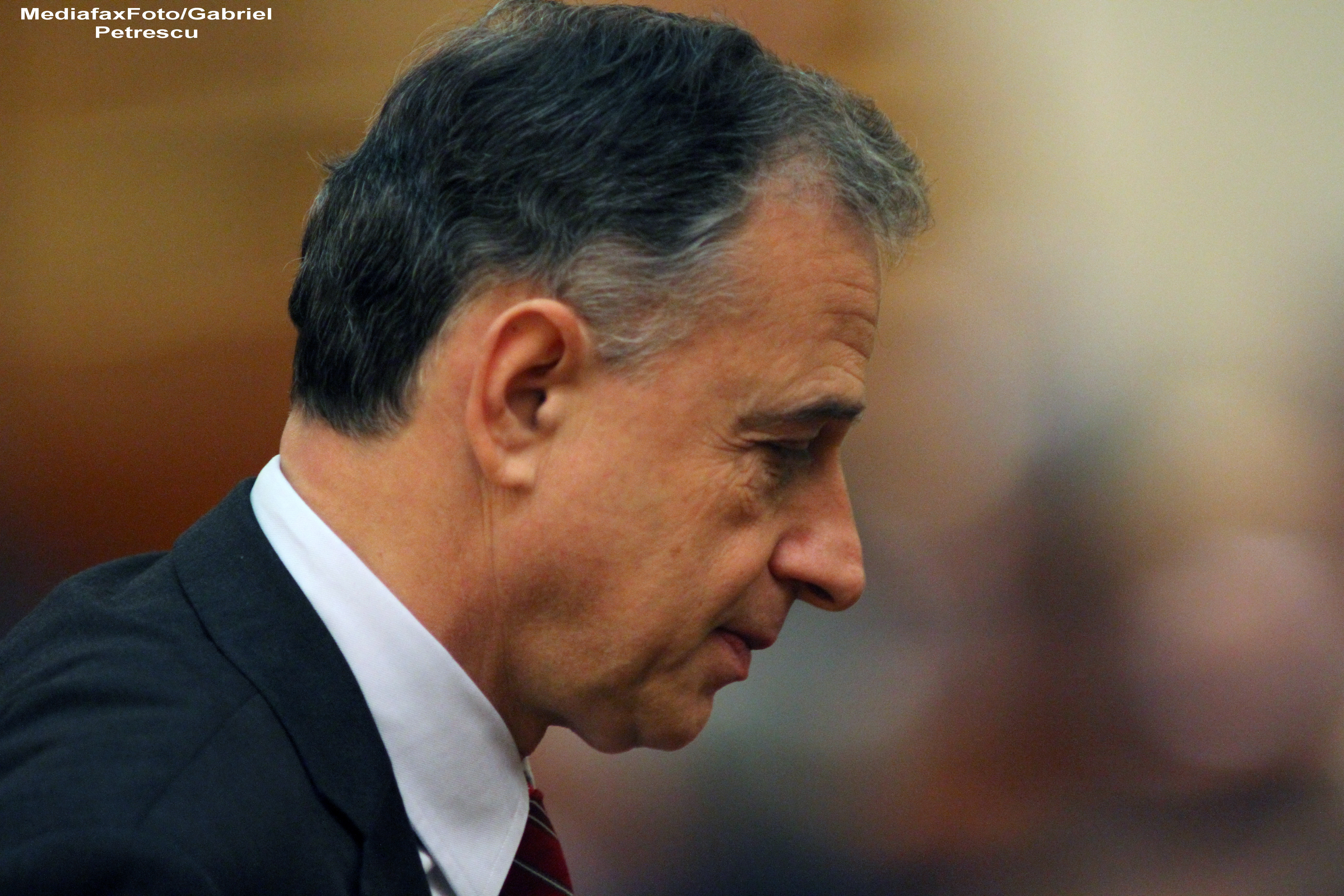 Mircea Geoana: Nu trebuie sa ne napustim asupra MAE, ministerul a incercat sa-si faca treaba corect