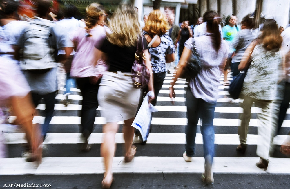 Estimare Guvern: Peste 10.000 de angajati de la stat ar putea fi disponibilizati pana in 2018