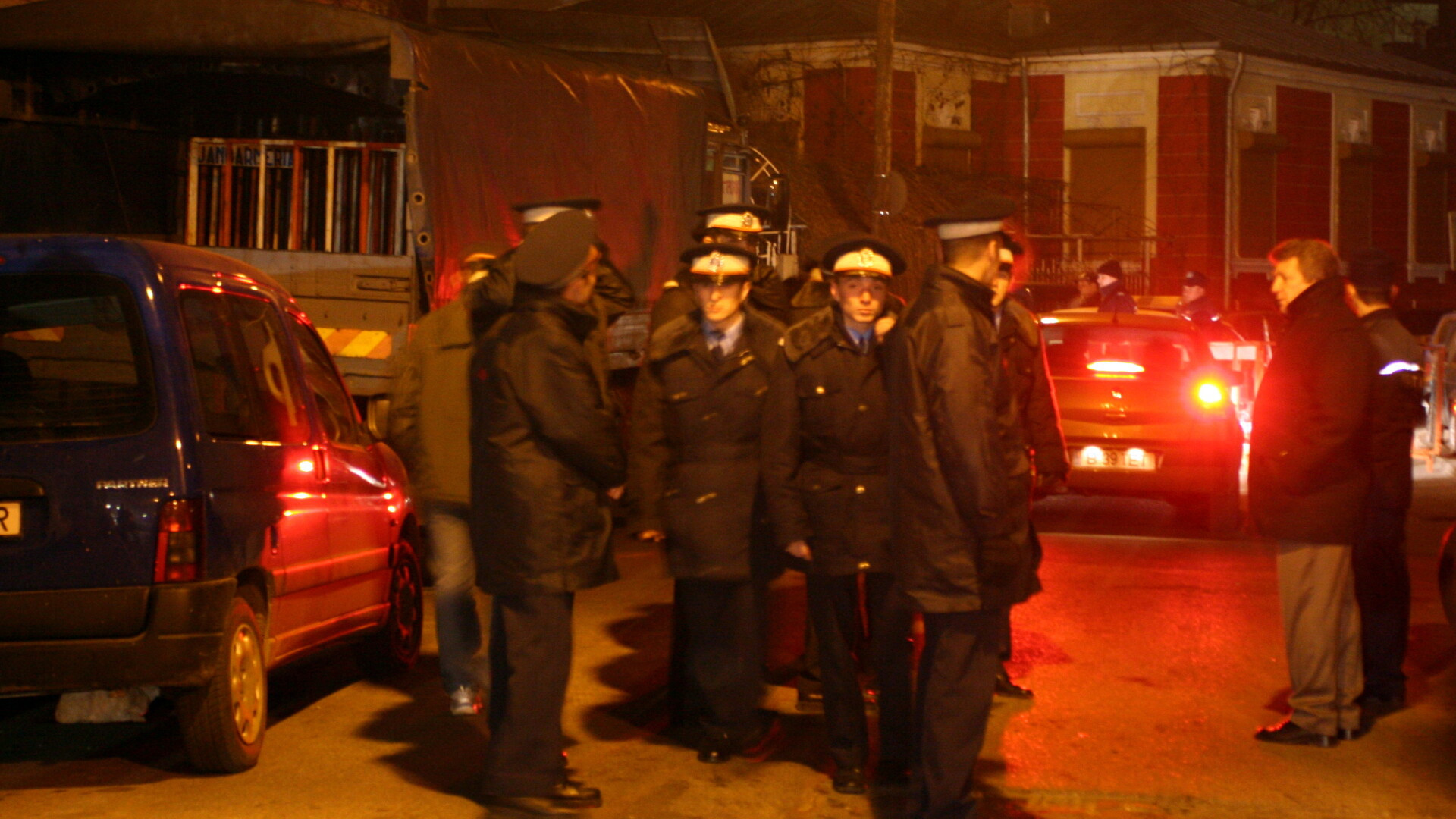 Sediul PDL din localitatea Vulcan a fost spart. A fost furata agenda cu programul de campanie