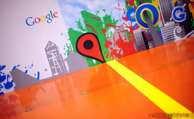 Masina magica de facut bani a gigantului Google. Facebook plange