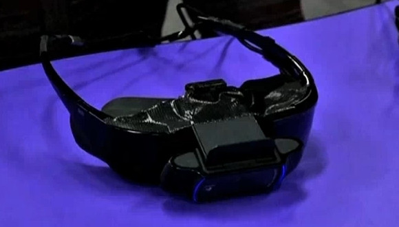 Japonezii au inventat ochelarii care te ajuta sa slabesti. Cum functioneaza