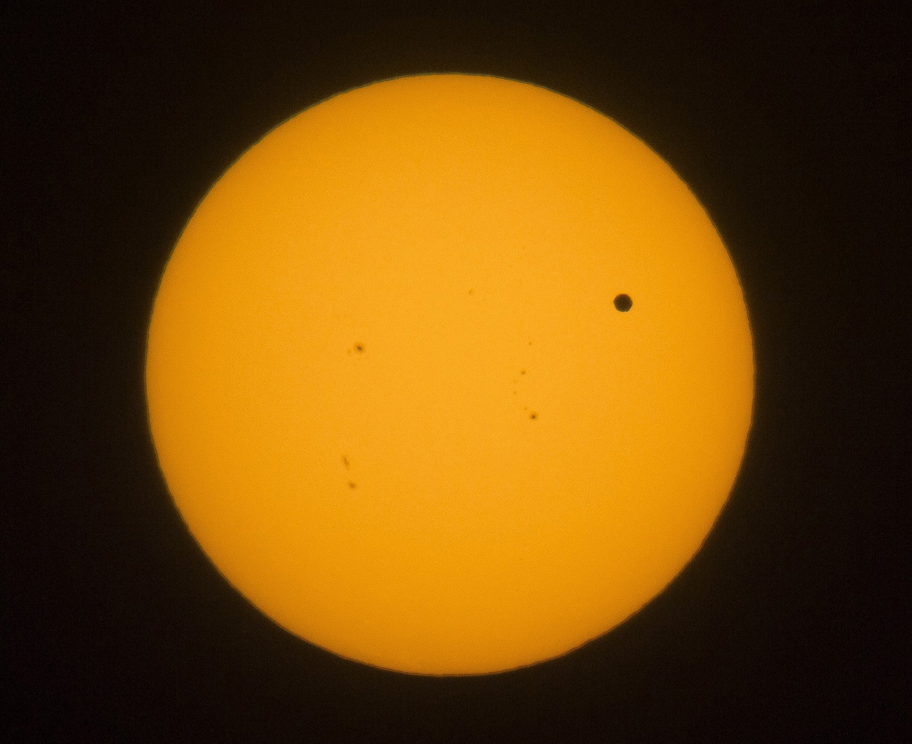 VIDEO. Polii Soarelui si-au inversat pozitia. Schimbarile magnetice vor avea efecte si pe Terra