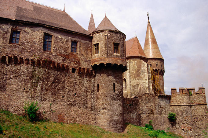 Romania, in top 10 CASTELE DE VIS! Vezi care este castelul care a intrat in TOP: