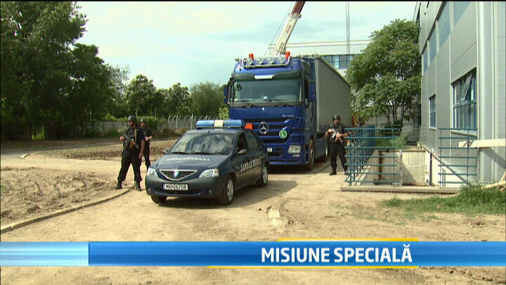 Transport periculos pe strazile Bucurestiului. Un TIR cu pastile de cobalt a plecat spre Canada