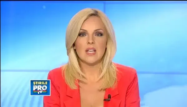 Pericol urias pe E66. Un stalp a cazut peste firele electrice, iar circulatia a fost deviata