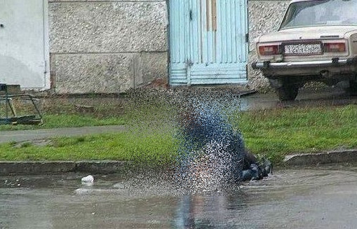 Crima intr-un campus universitar bucurestean. Student injunghiat pentru ca si-a aparat o colega