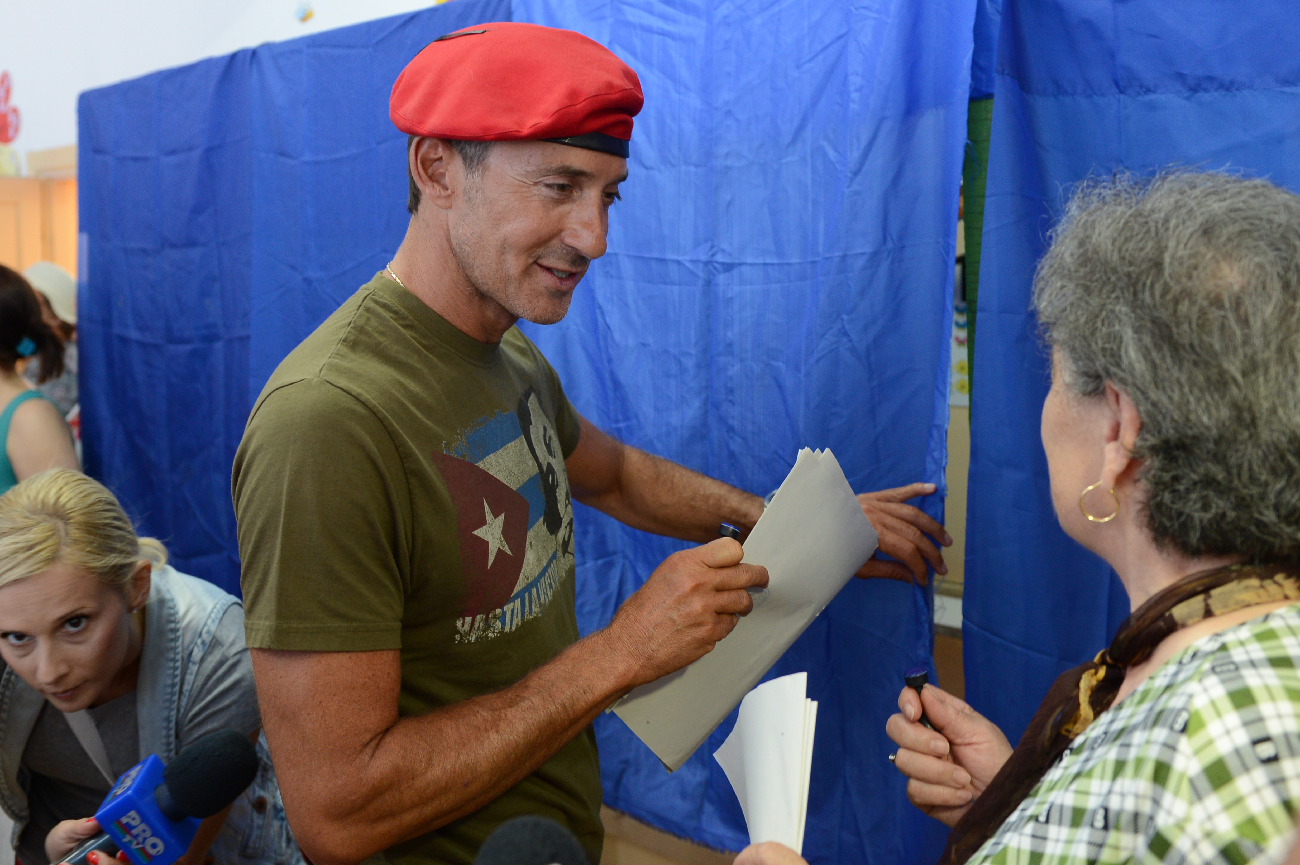 REZULTATE ALEGERI LOCALE 2012. USL conduce detasat in Sudul tarii, dar a pierdut Giurgiu