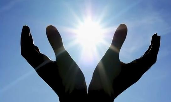 Vreme frumoasa, cu mult soare si temperaturi de 32 de grade, in acest weekend. Prognoza meteo pana marti