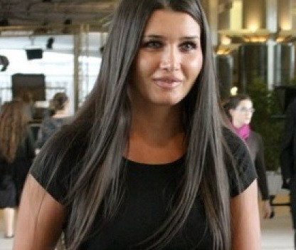 Legatura dintre nunta Elenei Basescu si cea a lui Kate Middleton. Cat a costat rochia de mireasa