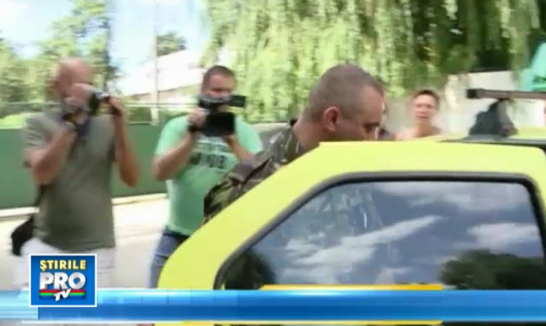 Un fost luptator in Irak si Afganistan, la un pas sa-si ucida fosta iubita, in plina strada