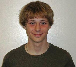 Povestea care a impresionat o tara intreaga este o minciuna. Cine este de fapt "baiatul padurii"