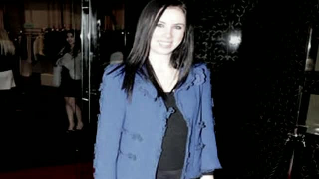 Destinul fetitei Larei Saban decis in cateva ore de autoritatile romane. Micuta ramane la tata