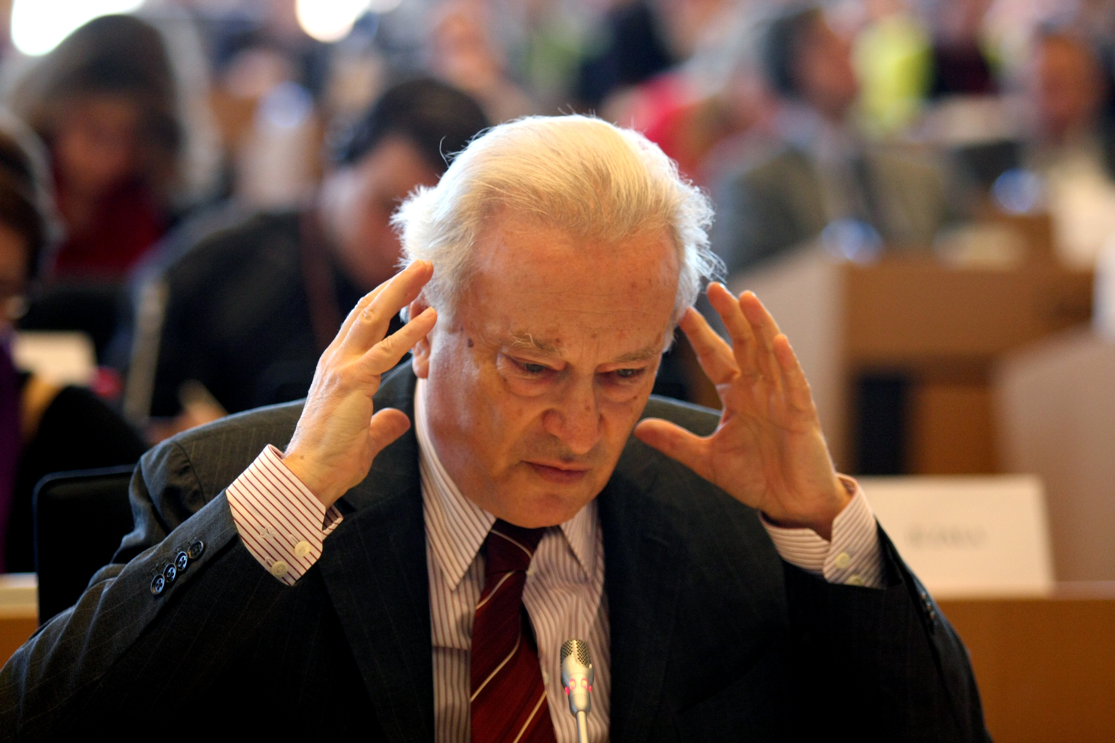 Scandalul Firea provoaca reactii ale socialistilor din Parlamentul European: "Traian Basescu a atins un nou nivel minim"