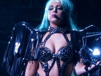 Becali boicoteaza si el ceva: concertul lui Lady Gaga. "Satana lucreaza prin oameni ca ea"