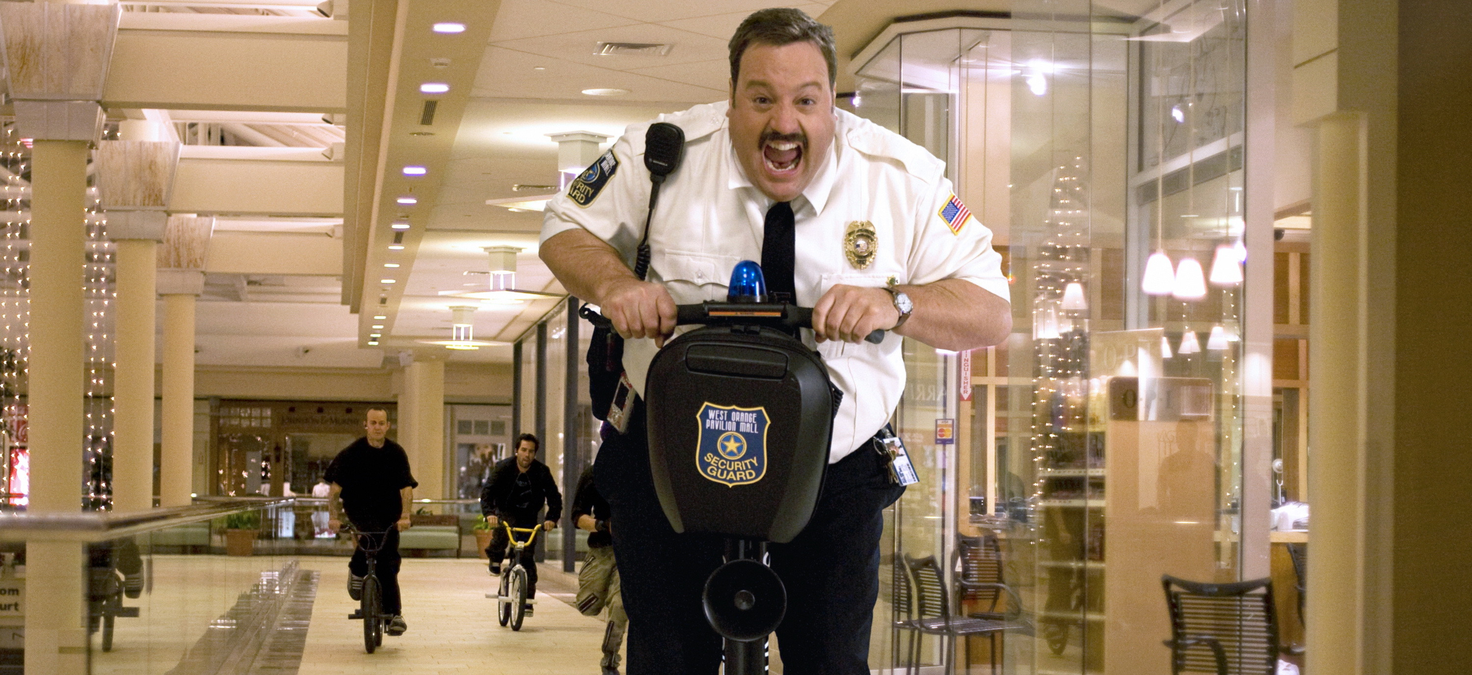 Politistii din Pakistan care AU PUS BURTA risca sa-si piarda locul de munca! Vezi cum se antreneaza: VIDEO