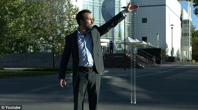 Video. Nu e nicio iluzie optica, e fizica pura. De ce pare acest obiect ca pluteste