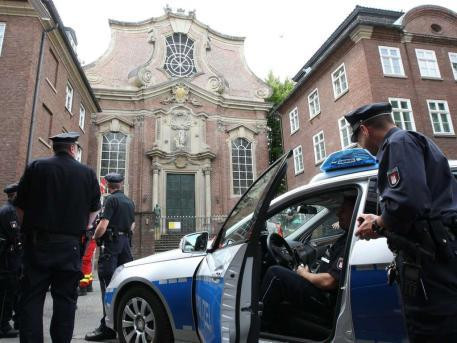 O bomba din al doilea Razboi Mondial a stricat o nunta. 700 de invitati au fost trimisi acasa