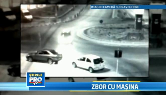 VIDEO. Accident spectaculos intr-o intersectie din Suceava, filmat cu camerele de supraveghere