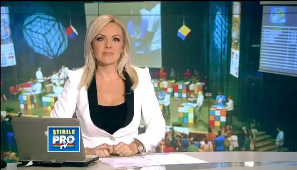 Concentratie mare de minti sclipitoare la cel mai important concurs de rezolvare a cubului Rubik