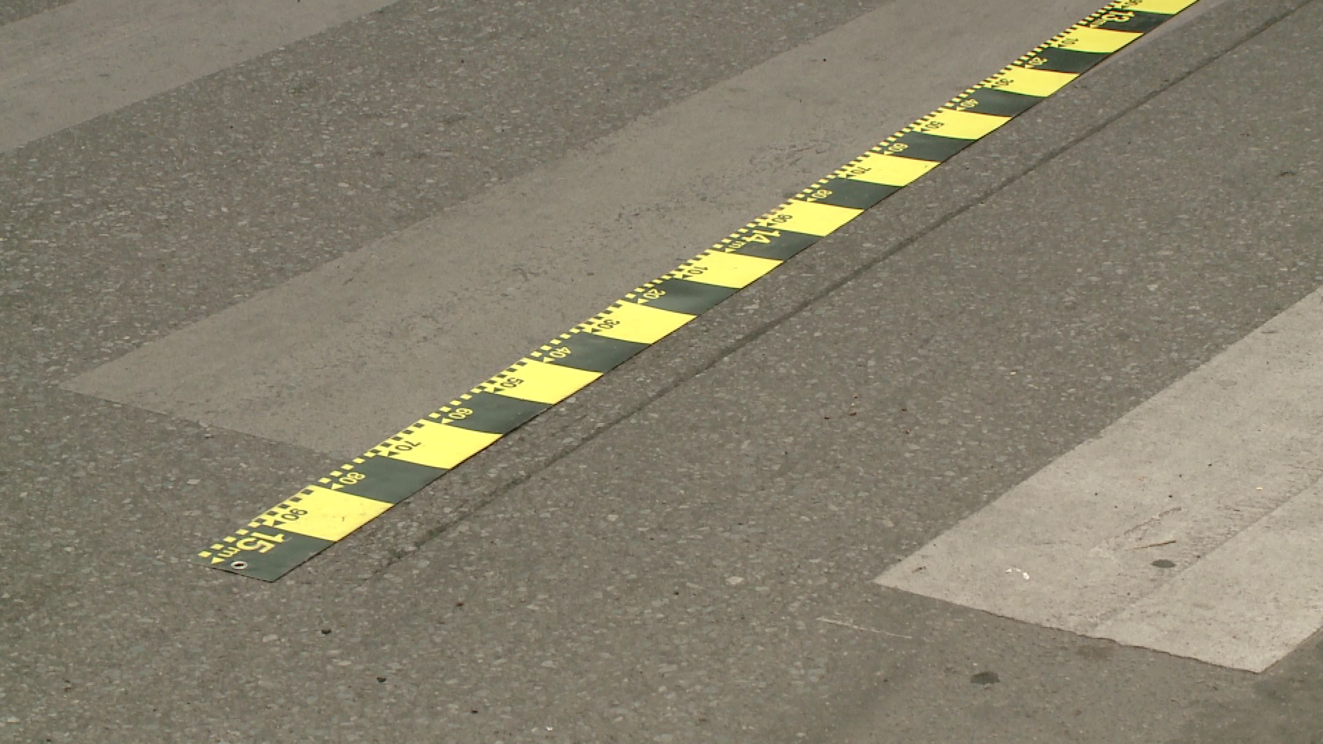 Doua persoane au fost spulberate pe o trecere de pietoni, in Oradea, de o soferita de 27 de ani