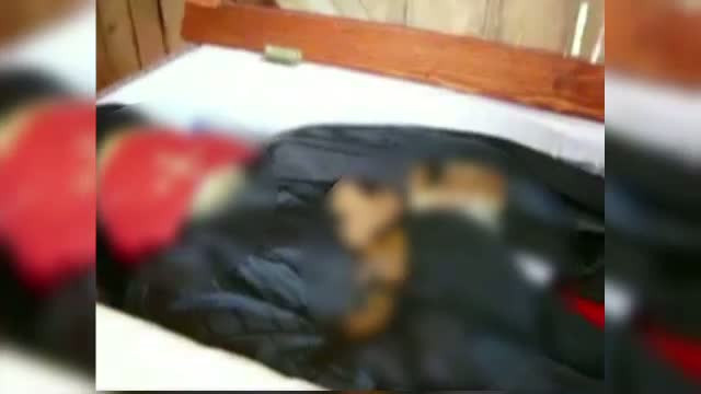 Mitropolia Moldovei si Bucovinei asteapta minuni de la trupul lui nea Ion, inainte sa-l faca sfant