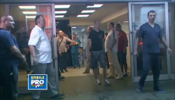 Adrian Nastase a fost externat din Spitalul Floreasca si dus la Penitenciarul Rahova