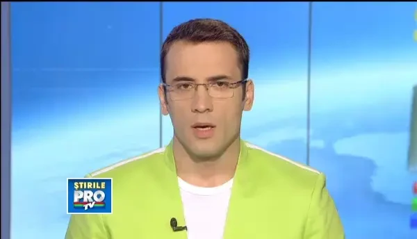 Un elev de 19 ani a fost injunghiat in inima de un coleg, in fata unui liceu din Solca-Suceava