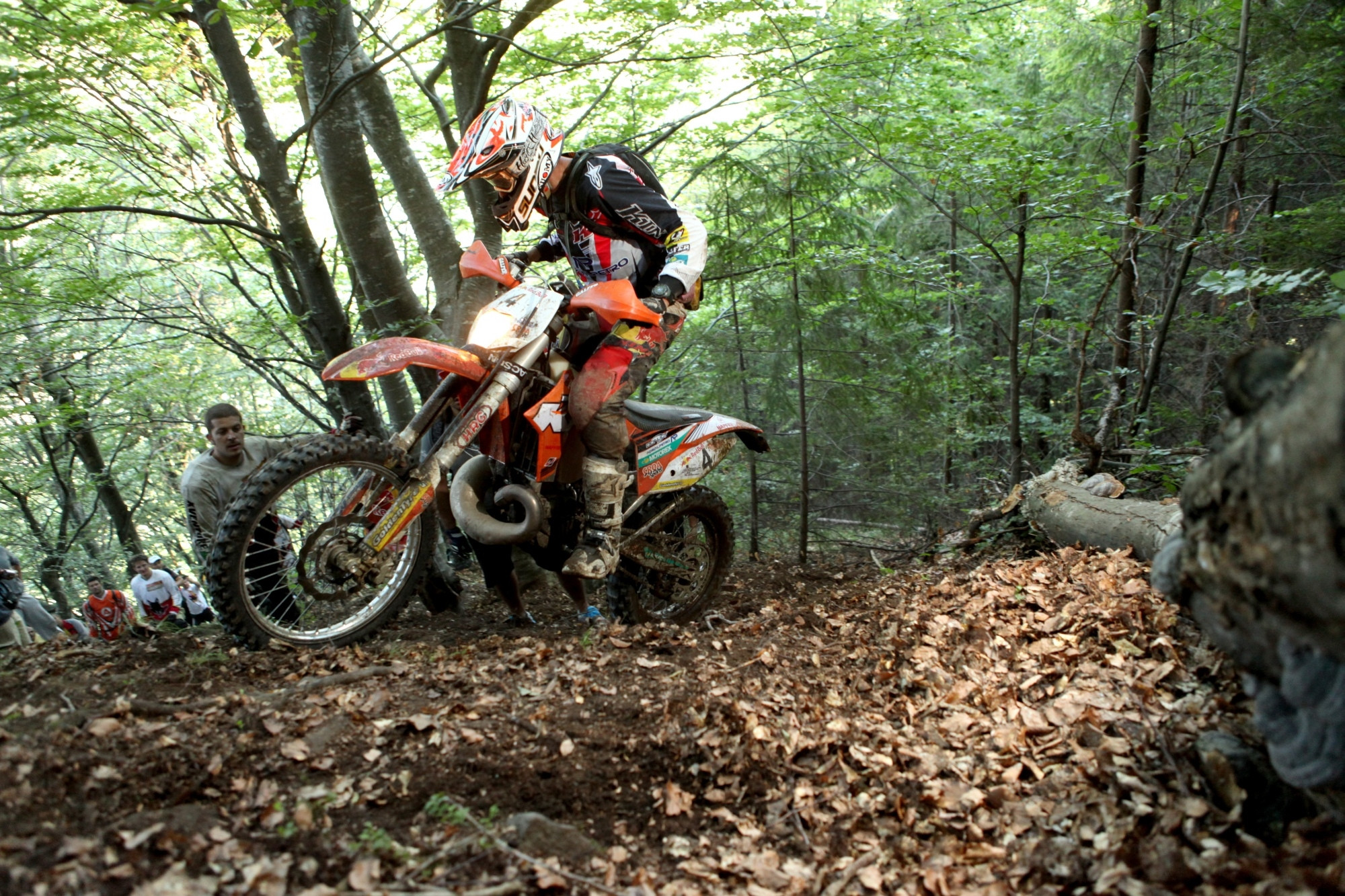 Pasionatii de hard enduro se intalnesc la Baisoara