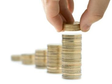 INFOGRAFIC. Cresterile salariale pe urmatorii 3 ani. In ce judet sa locuiesti ca sa castigi mai mult