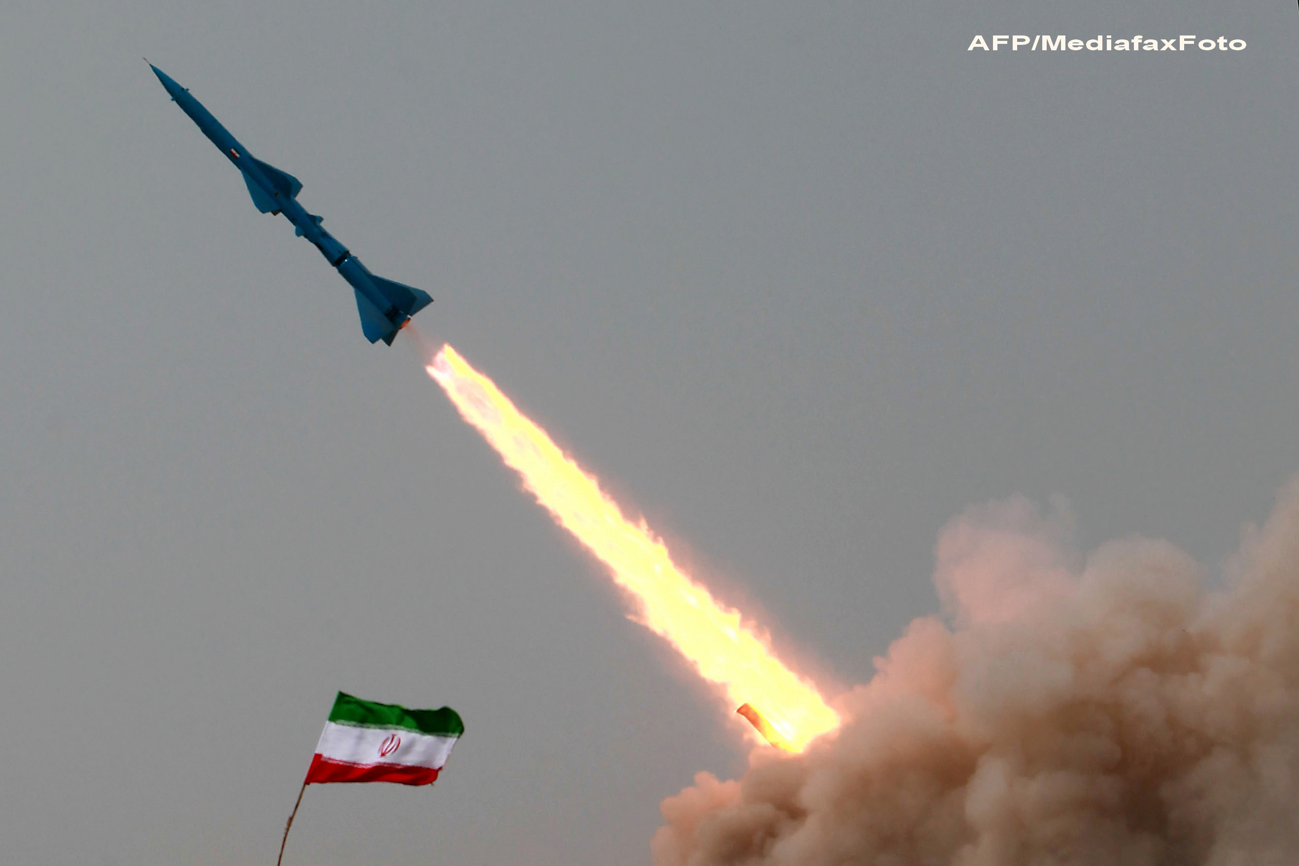 Iranul a simulat atacul unor "baze straine". Cateva rachete testate pot atinge tinte din Israel