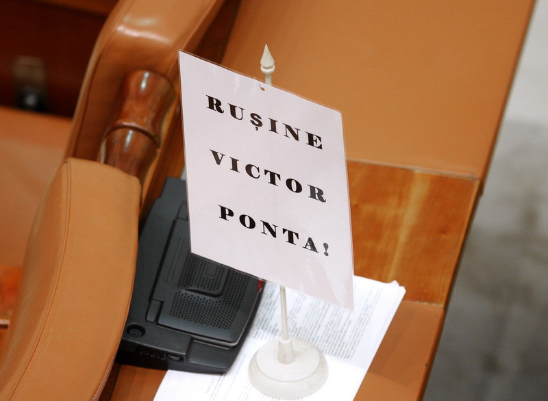 PDL anunta proteste la ambasadele statelor membre UE fata de "suspendarea statului de drept"