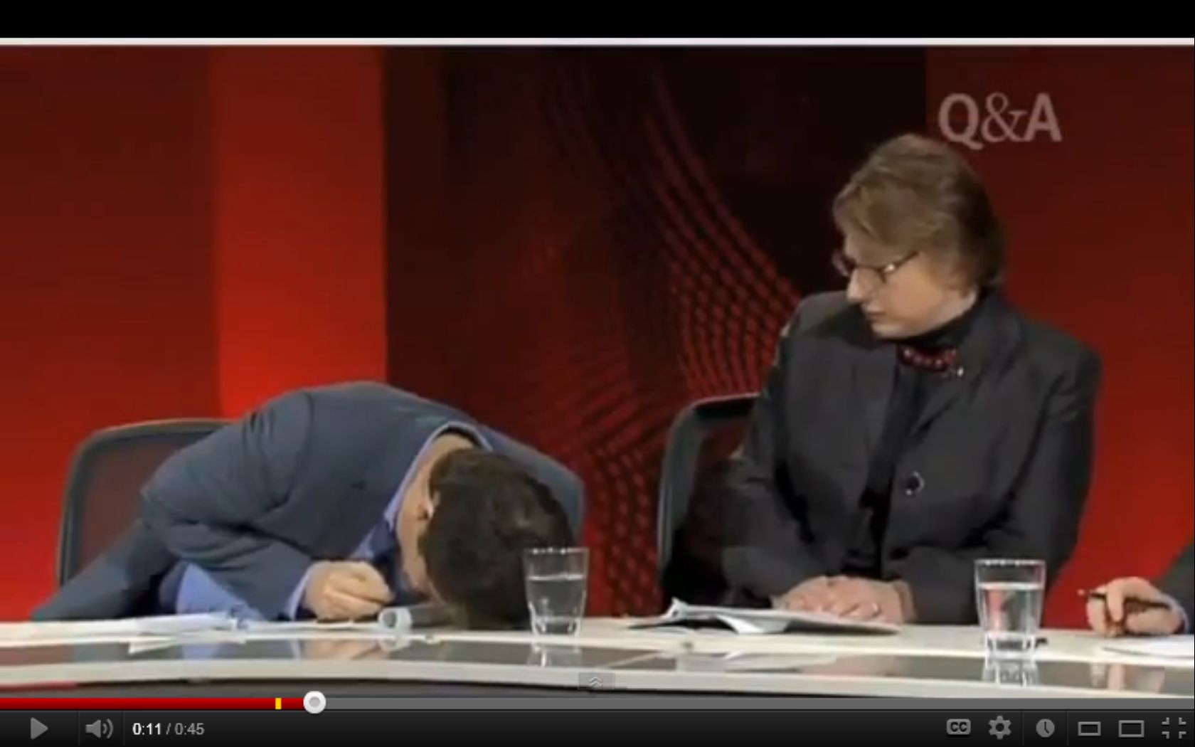 VIDEO. Un parlamentar australian a socat o tara intreaga cu gestul pe care l-a facut intr-o emisiune