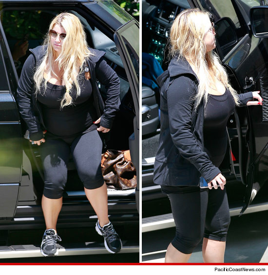 Paparazzii se speriau cand o vedeau pe strada. Acum, Jessica Simpson arata incredibil. FOTO