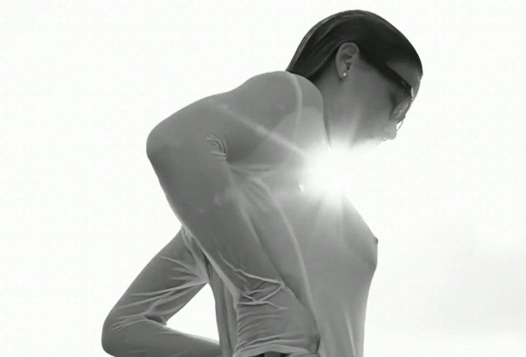 Aparitia "incendiara" la piscina a uneia dintre cele mai dorite femei din lume. Video