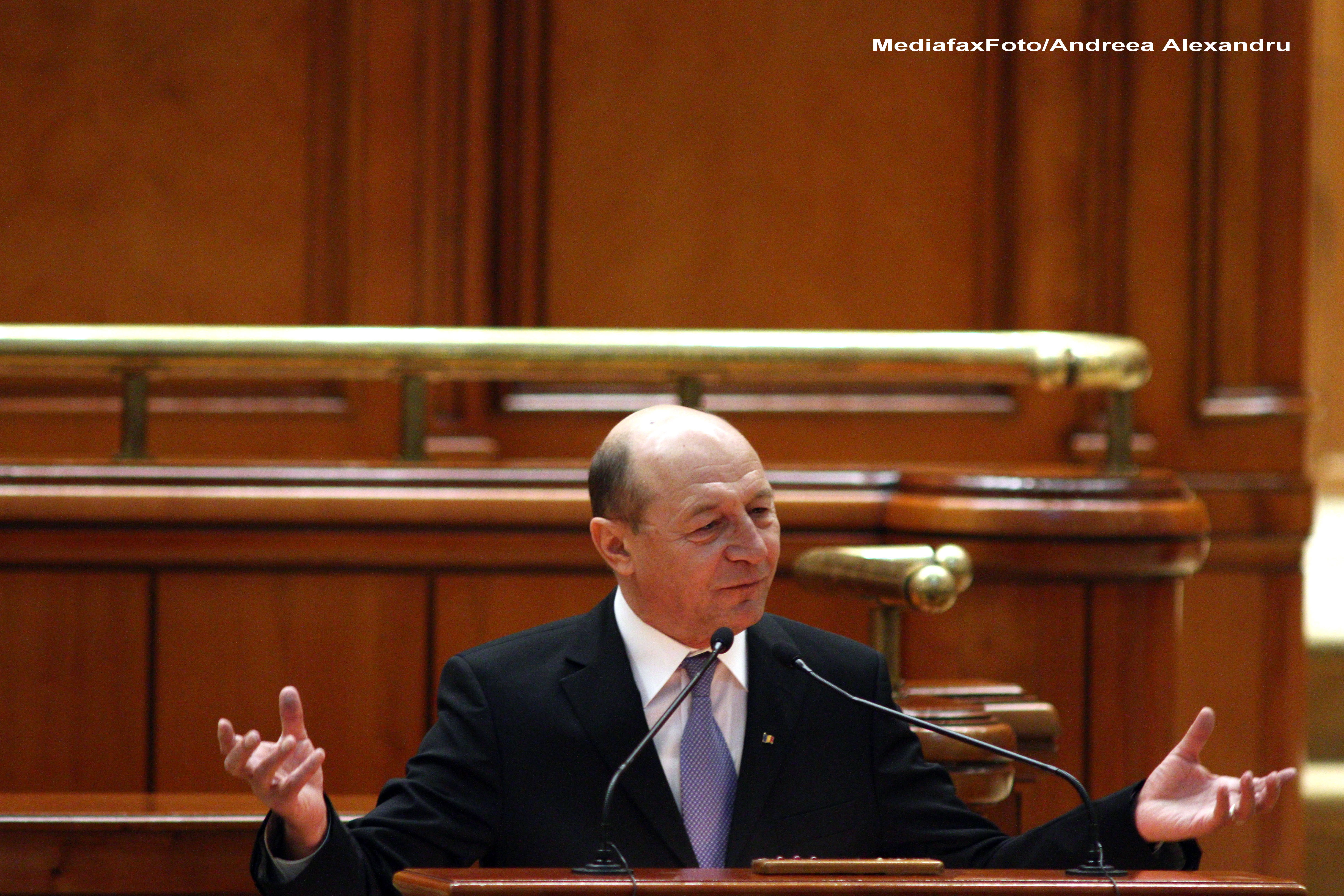 Basescu: Dosarele "Casa din Mihaileanu" si "Flota" sunt inchise