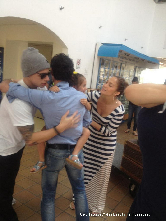 Ipostaza greu de uitat. Diva care a reusit imposibilul: fostul sot si actualul amant, imbratisati