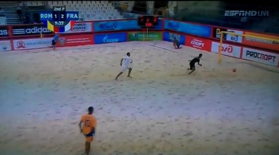 De la Banel nu ai mai vazut asa ceva: TONTOGOLUL care a ingropat Romania la fotbal pe plaja! VIDEO