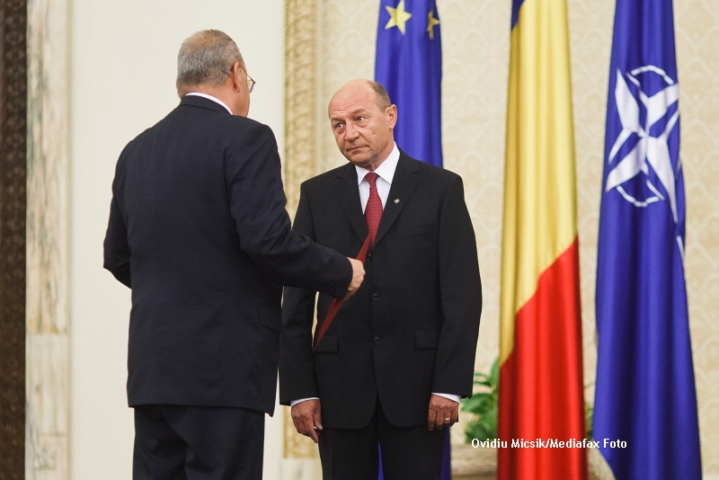 Premierul Ponta a fost informat ca Traian Basescu vrea sa-l suspende pe ministrul Andrei Marga