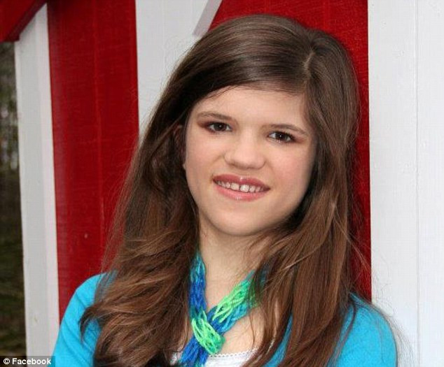 "Si-a muscat mainile si ars degetele". Fetita care nu poate simti durerea a socat lumea medicala