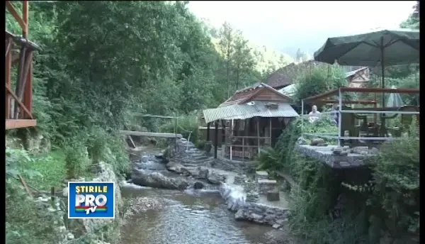 Turistii din Israel si Canada s-au indragostit de dealurile impadurite din Sibiel