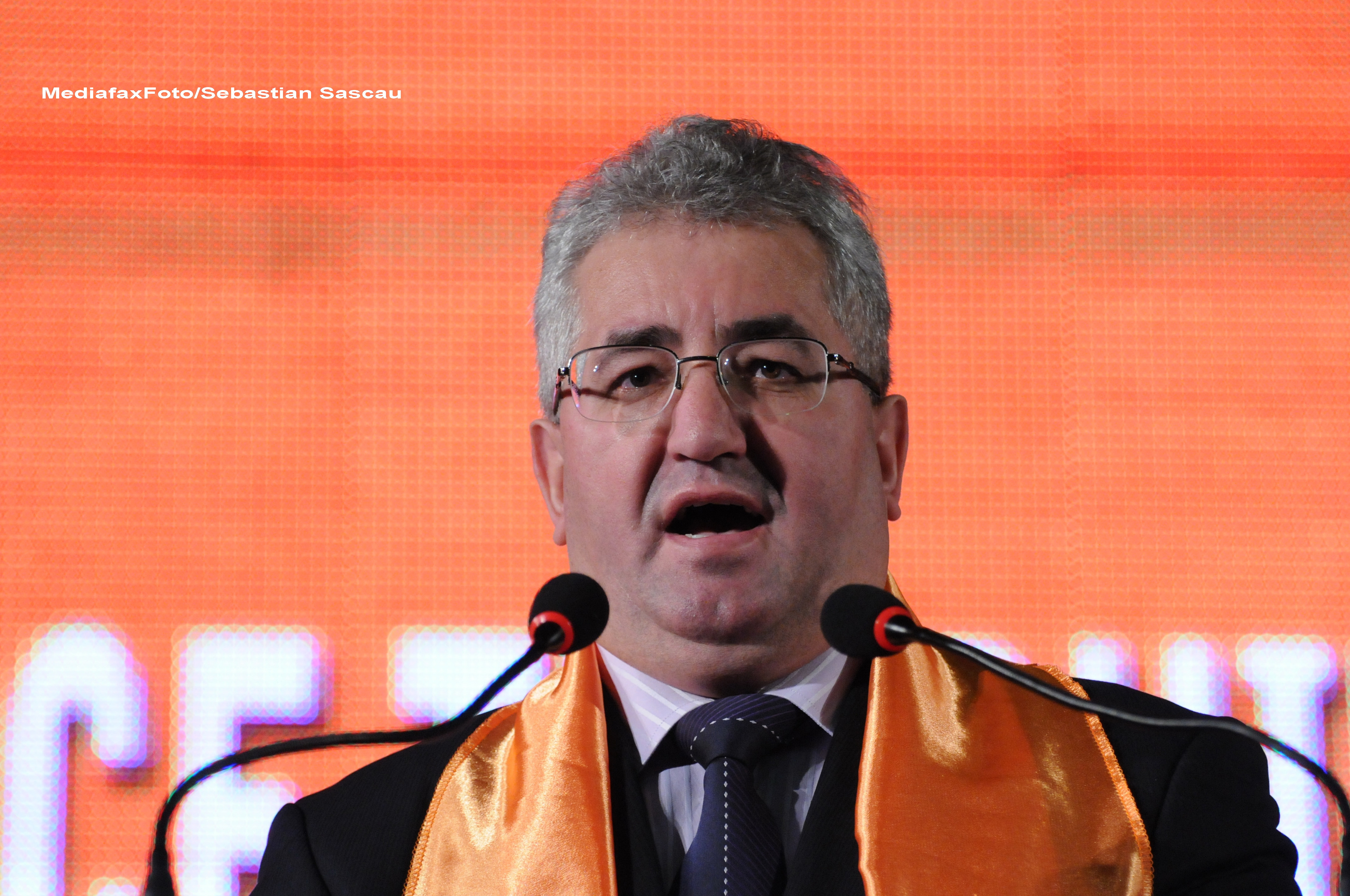 Primarul Sucevei, Ion Lungu, a demisionat din functia de presedinte al organizatiei municipale PDL