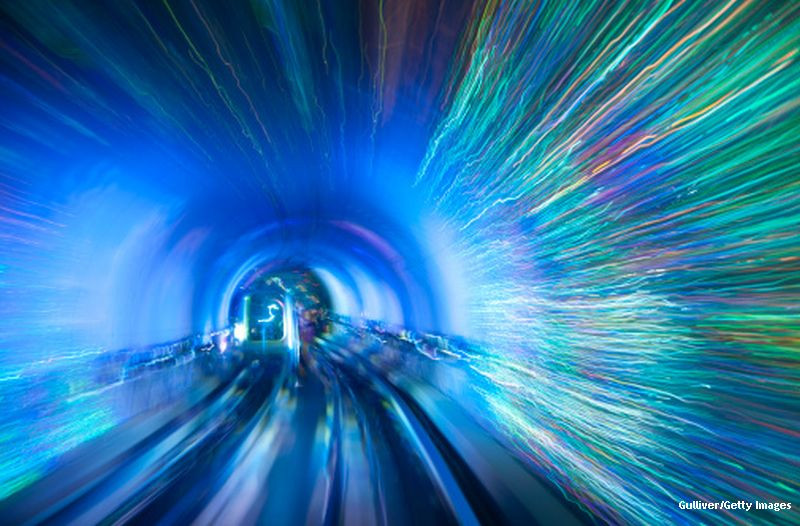 Cercetatorii sustin ca descoperirea bosonului Higgs va face posibile calatoriile cu viteza luminii