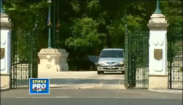 Crin Antonescu a preluat functia de presedinte interimar. Traian Basescu a plecat de la Cotroceni