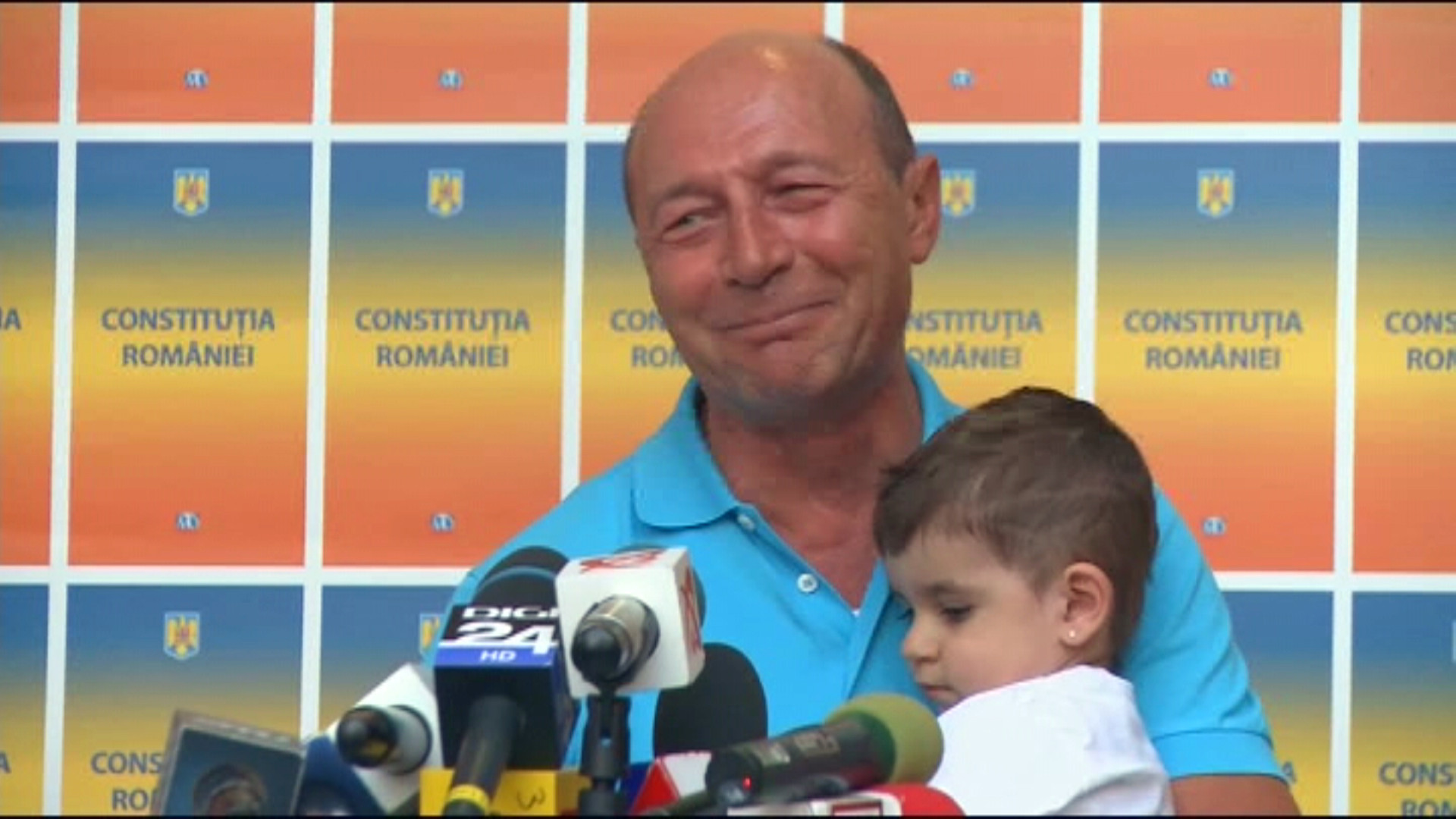 Discursul de campanie al lui Traian Basescu: Ce e "cinstit" si "necinstit" in Romania