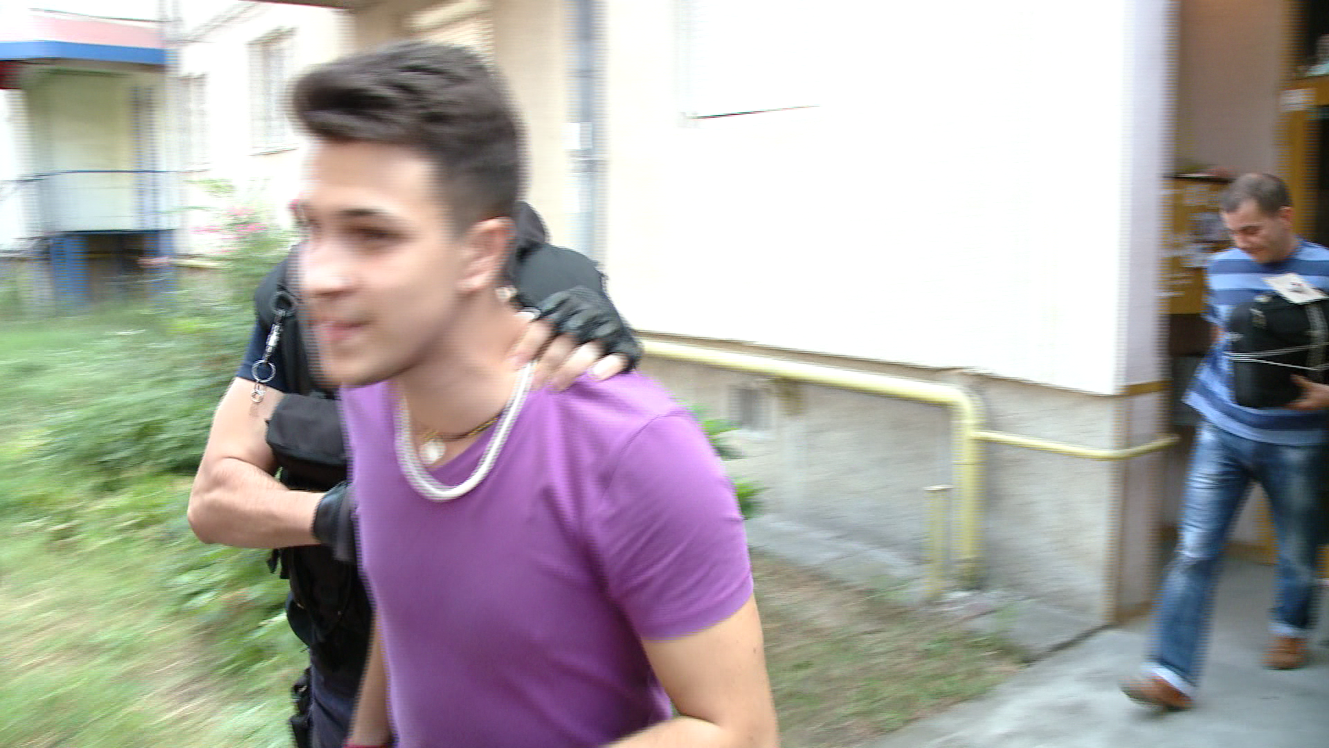 Descinderi la traficantii de droguri din Timisoara. Acestia vindeau ecstasy si canabis in cluburi