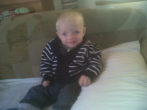 Povestea impresionanta a copilului orb care nu poate dormi, dar care reuseste sa se bucure de viata