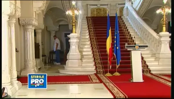 Crin Antonescu: Legile Romaniei se fac in Romania. Presedintele nu primeste ordine de la nimeni