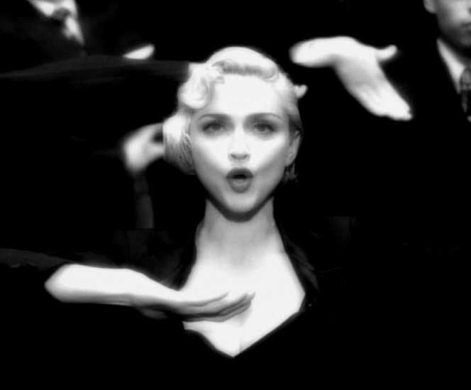 Madonna, acuzata ca a copiat fragmente dintr-o piesa din 1977, in "Vogue"