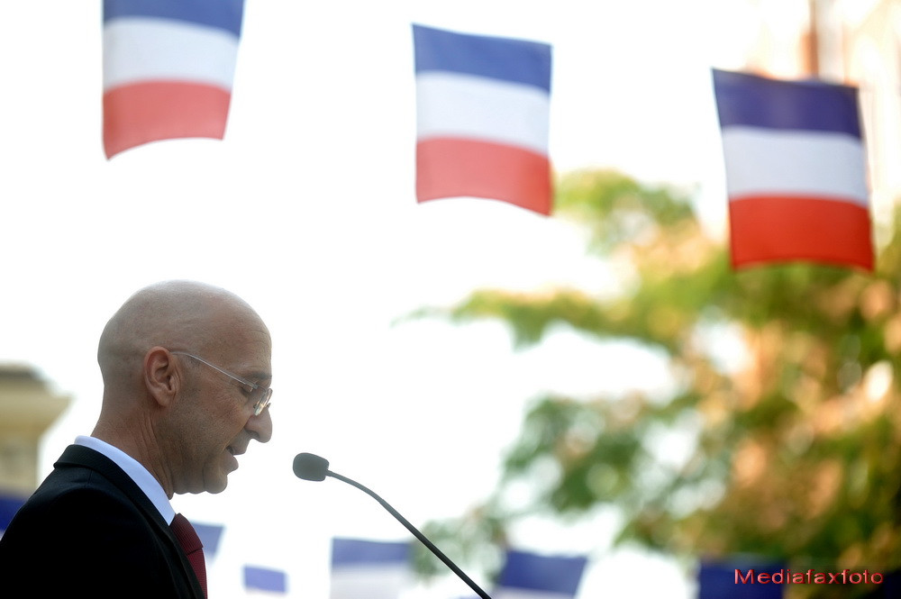 Ziua Frantei, sarbatorita in Capitala. Crin Antonescu si Victor Ponta, prezenti la festivitati